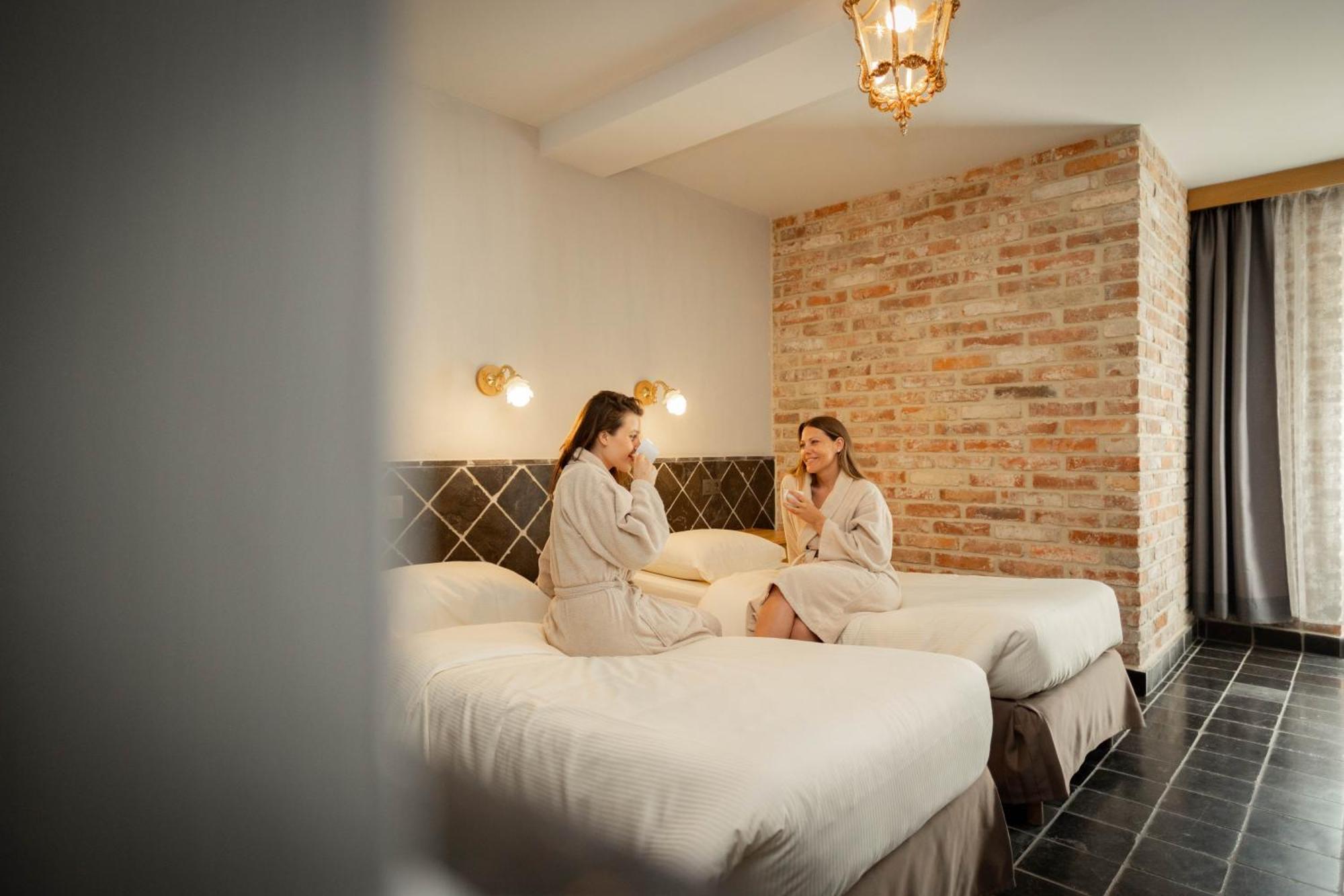 Thermae Boetfort Hotel Steenokkerzeel Esterno foto